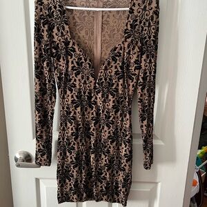 Fashion Nova Black and Dusty Rose Long Sleeve Dress